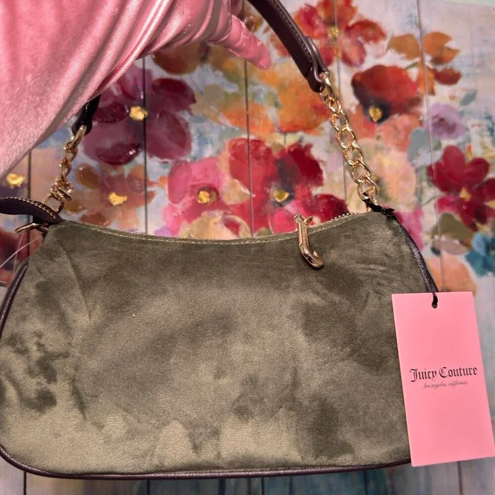 Juicy Couture Green Velvet Purse A 031